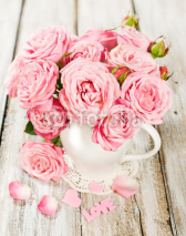 Naklejki bouquet of pink roses in a vase