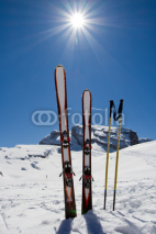 Naklejki Ski, skiing, winter, snow and sun - space for text