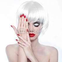 Fototapety Makeup and Hairstyle. Red Lips and Manicured Nails. Fashion Beau