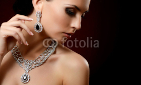 Naklejki The beautiful woman in expensive pendant