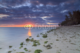 Fototapety Beautiful sunset on a tropical island