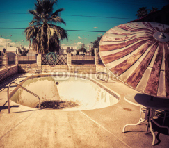 Naklejki Derelict motel simming pool South west USA