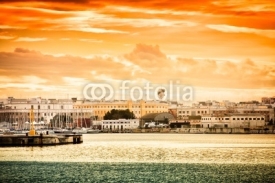 Obrazy i plakaty Sunset over Bari