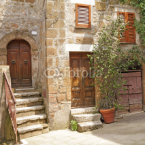 Fototapety italian yard in tuscan village
