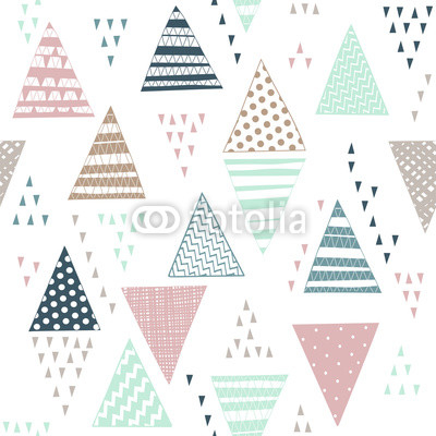 Seamless pattern with decorative hand-drawn triangles.