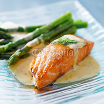 Fototapety Salmon fillet with asparagus and yellow sauce