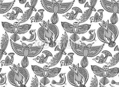 Seamless pattern with hand drawn fancy birds in ethnic ornate do