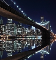 Naklejki Brooklyn Bridge and Manhattan Skyline At Night, New York City