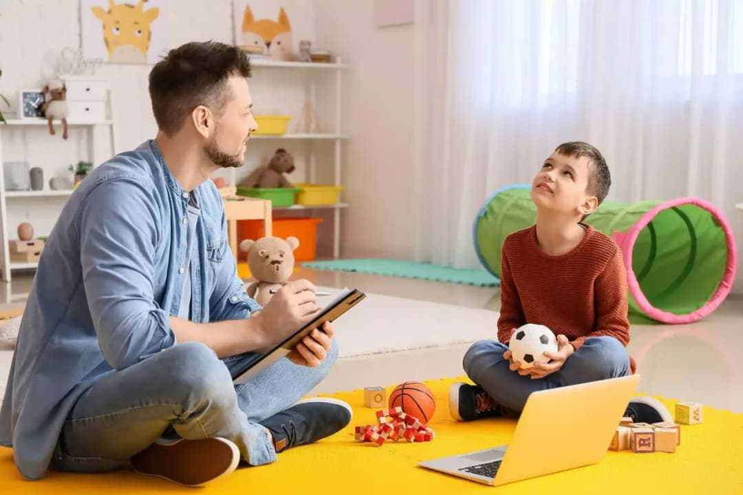 Co kupić dziecku z autyzmem na prezent, by wywołać uśmiech?