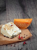 Naklejki Two kinds of cheese