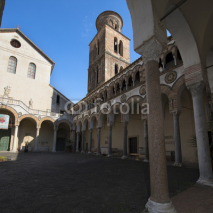 Fototapety Duomo di Salerno: il cortile
