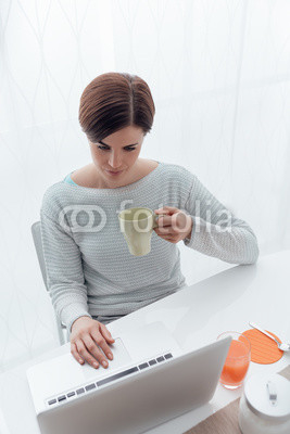 Woman connecting with a laptop