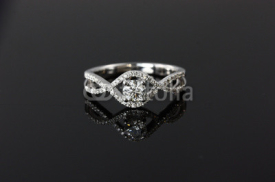 Naklejki Gorgeous Diamond engagement ring