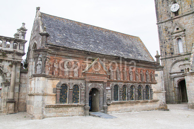 Chapelle ossuaire de l'église Saint Suliau à Sizun, Finistère