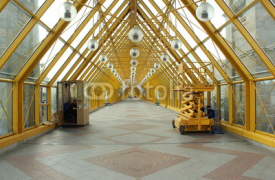 Fototapety Москва. Пешеходный Андреевский (Пушкинский) мост внутри