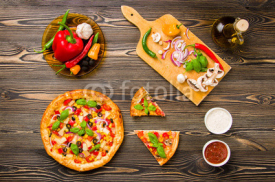 Obrazy i plakaty Homemade pizza