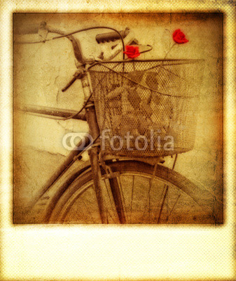 Old vintage effect polaroid of bicycle