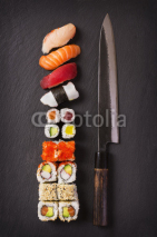 Fototapety Messer mit Sushi