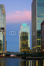 Fototapety View of the Middle quay in Canary Wharf, London.