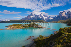 Obrazy i plakaty House on the island in the national park Torres del Paine