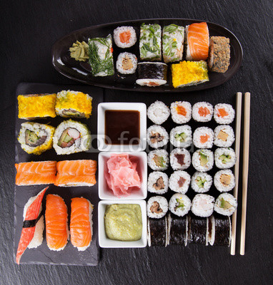 Japanese seafood sushi set