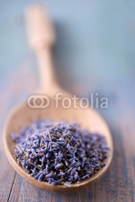 Lavender flowers in a bamboo spoon