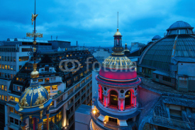 Naklejki Nachtfoto von Pariser Dächern