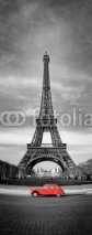 Fototapety Tour Eiffel et voiture rouge- Paris