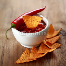 Fototapety Tortilla Chips mit Salsa dip - hot