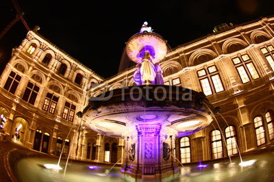 Fontain vor der Staatsoper