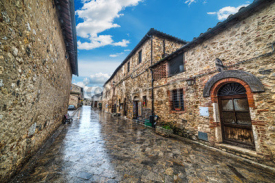 Narrow alley in Monteriggioni