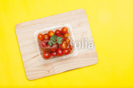 Naklejki tomato in plastic package