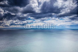 Fototapety Overcast weather over sea