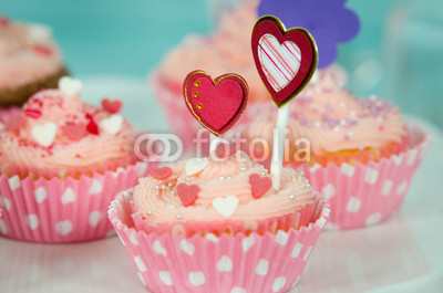 cupcake mit Herzen verziert