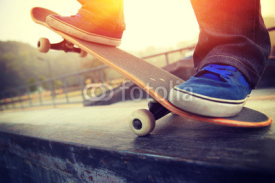 Obrazy i plakaty skateboarding legs  