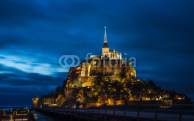 Mont Saint Michel al anochecer