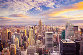 Naklejki Sunset view of New York City looking over midtown Manhattan