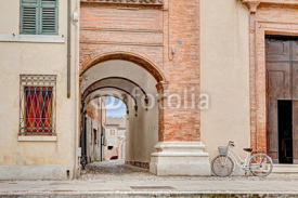 Obrazy i plakaty archway in Comacchio, Italy