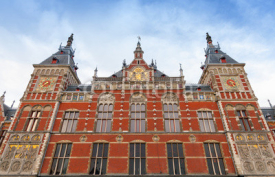 Fototapety Facade of Amsterdam Centraal old building. Central railroad stat
