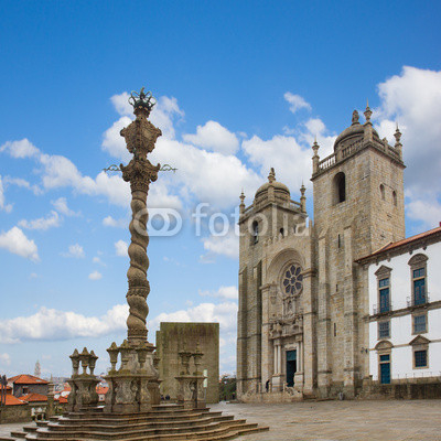 Pillory and  Se Cathedral in Porto