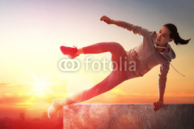 Fototapety sporty woman outdoors