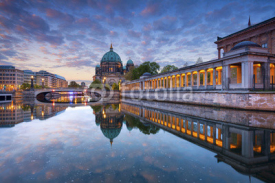 Fototapety Berlin. Image of Berlin Cathedral and Museum Island in Berlin during sunrise.