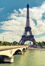 Naklejki The Eiffel tower in Paris
