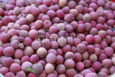 whole lychees