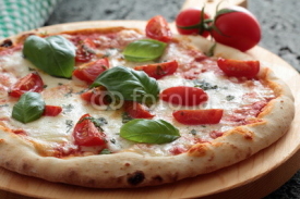 Naklejki pizza margherita con pomodoro fresco e basilico