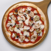 Fototapety Pizza capricciosa intera su pala di legno