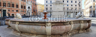 Roma, Fontana di Piazza Colonna