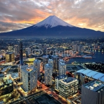 Obrazy i plakaty Surreal view of Yokohama city and Mt. Fuji