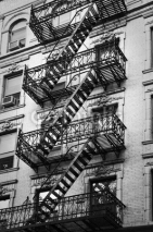 Façade avec escalier de secours noir et blanc - New-York