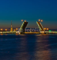 Naklejki Night view of Palace Bridge, Saint Petersburg, Russia